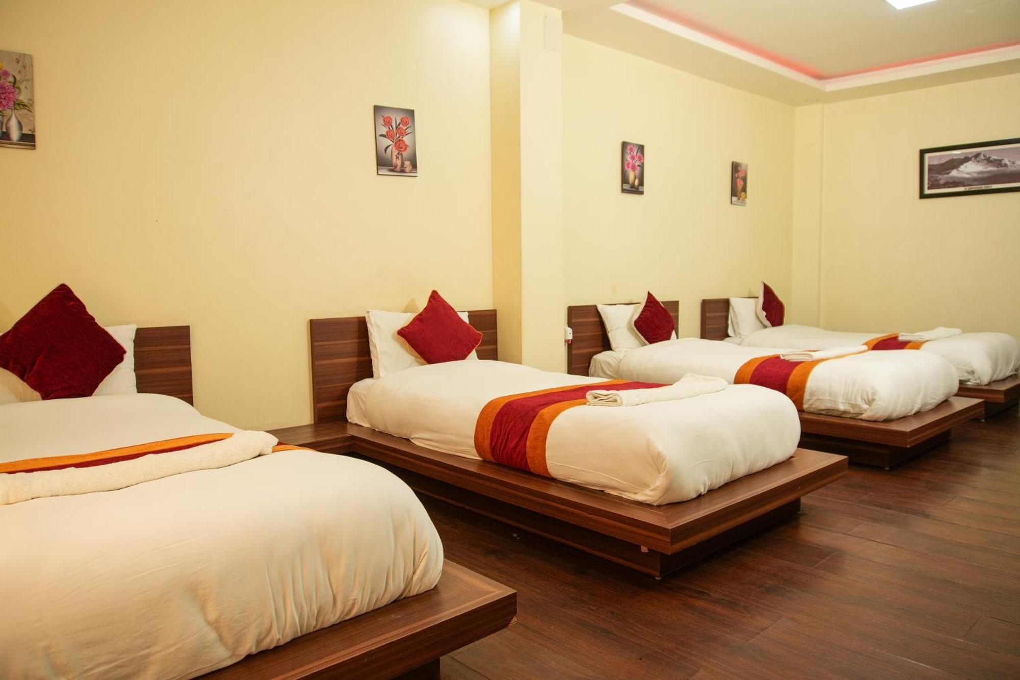 Hotel Edingo Inn Itahari Kültér fotó