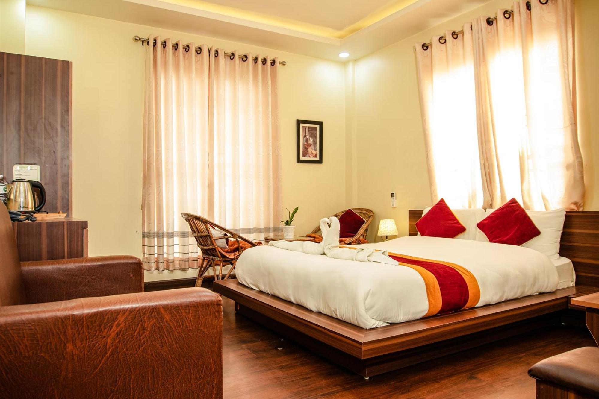 Hotel Edingo Inn Itahari Kültér fotó