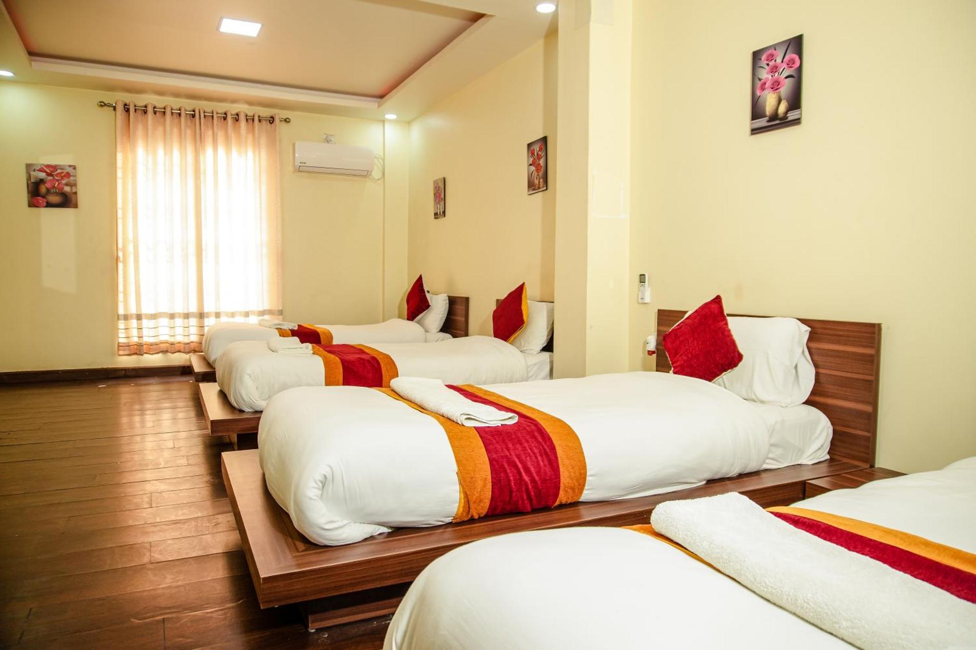 Hotel Edingo Inn Itahari Kültér fotó