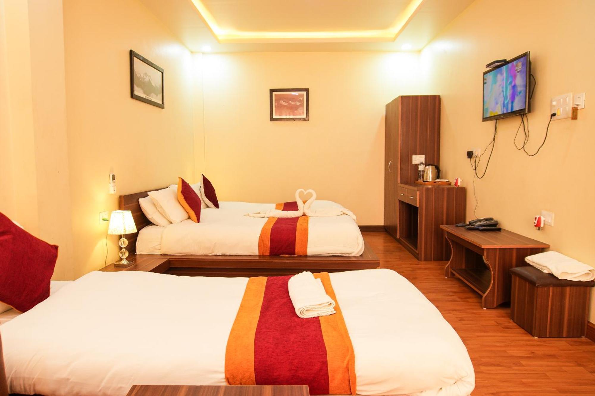Hotel Edingo Inn Itahari Kültér fotó